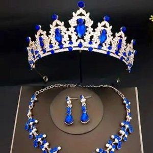 B21-Silver & Blue Sapphire Crystal and Rhinestone Queen Tiara-Necklace-Earrings